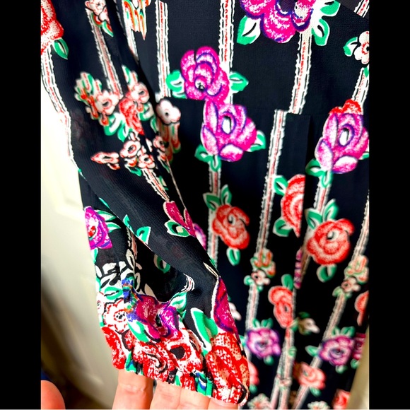 New ASOS 70’s Floral Maxi Dress Cut Out Open Back Long Sleeves Black Purple - Picture 9 of 15